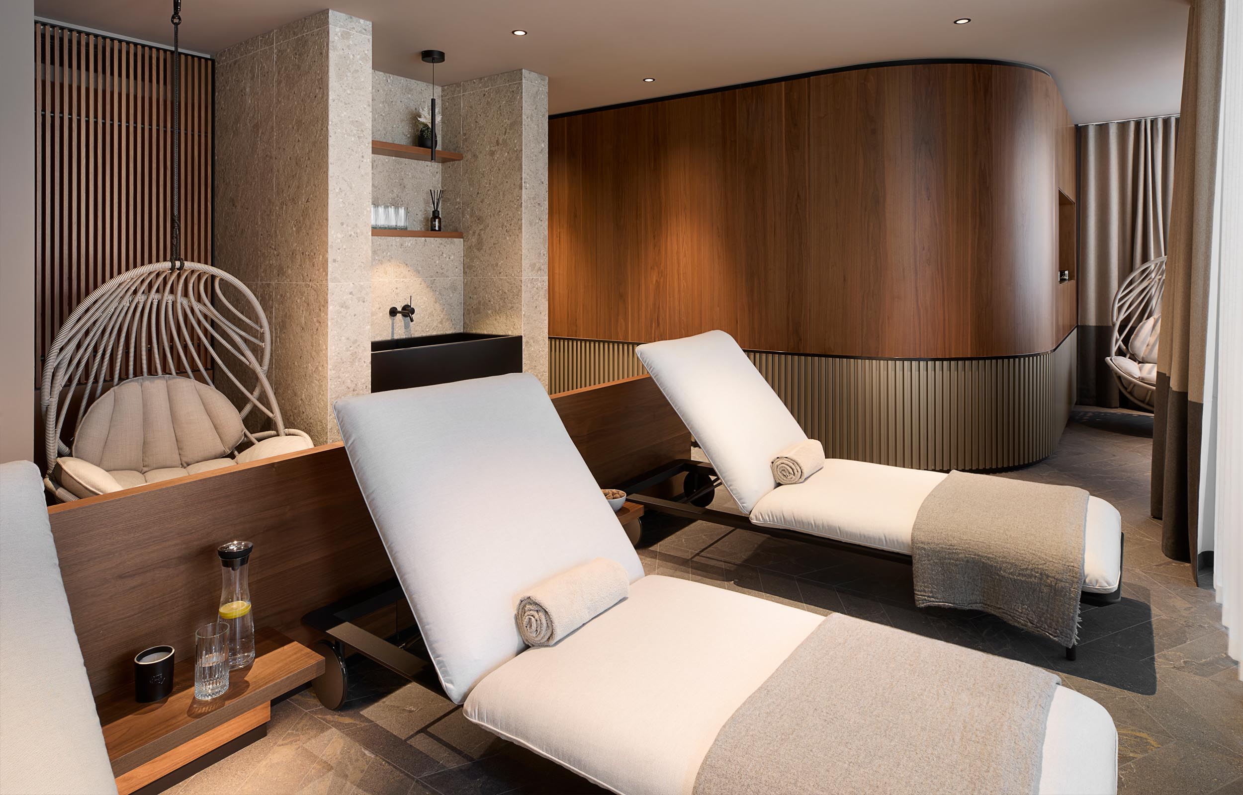 Hotellerie. Serviced Apartment. Gilda. Spa Bereich. ASA Andermatt Swiss Alps - MACH Architektur.