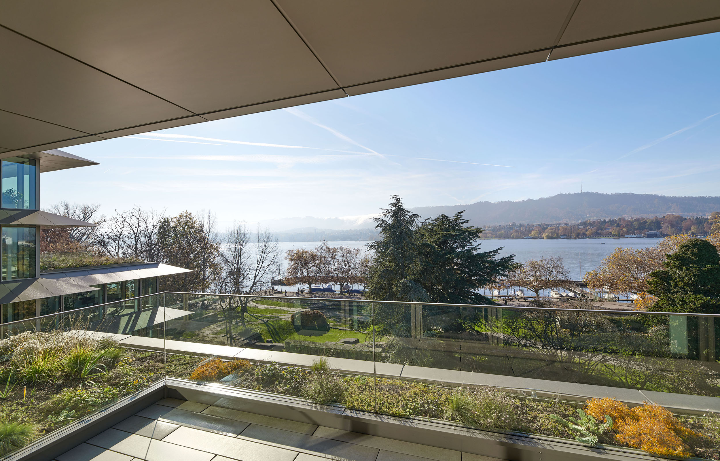 Banking & Finance. Workspaces. Offices. Terrace. Private Bank Zurich - MACH Architektur.